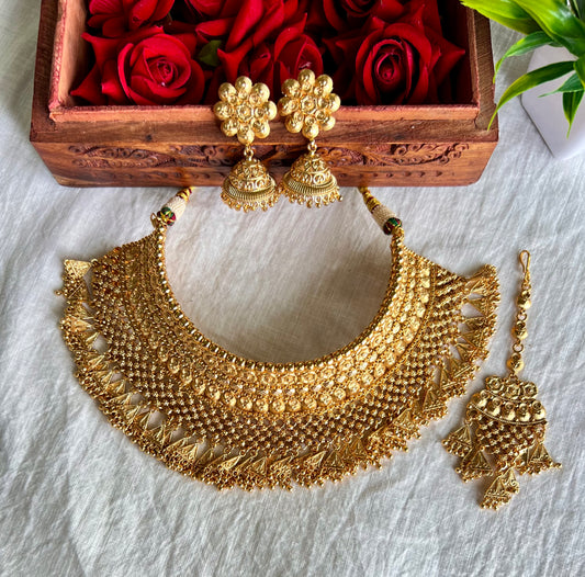 Maharani Gold Plated Choker Jewellery set with Maangtikka