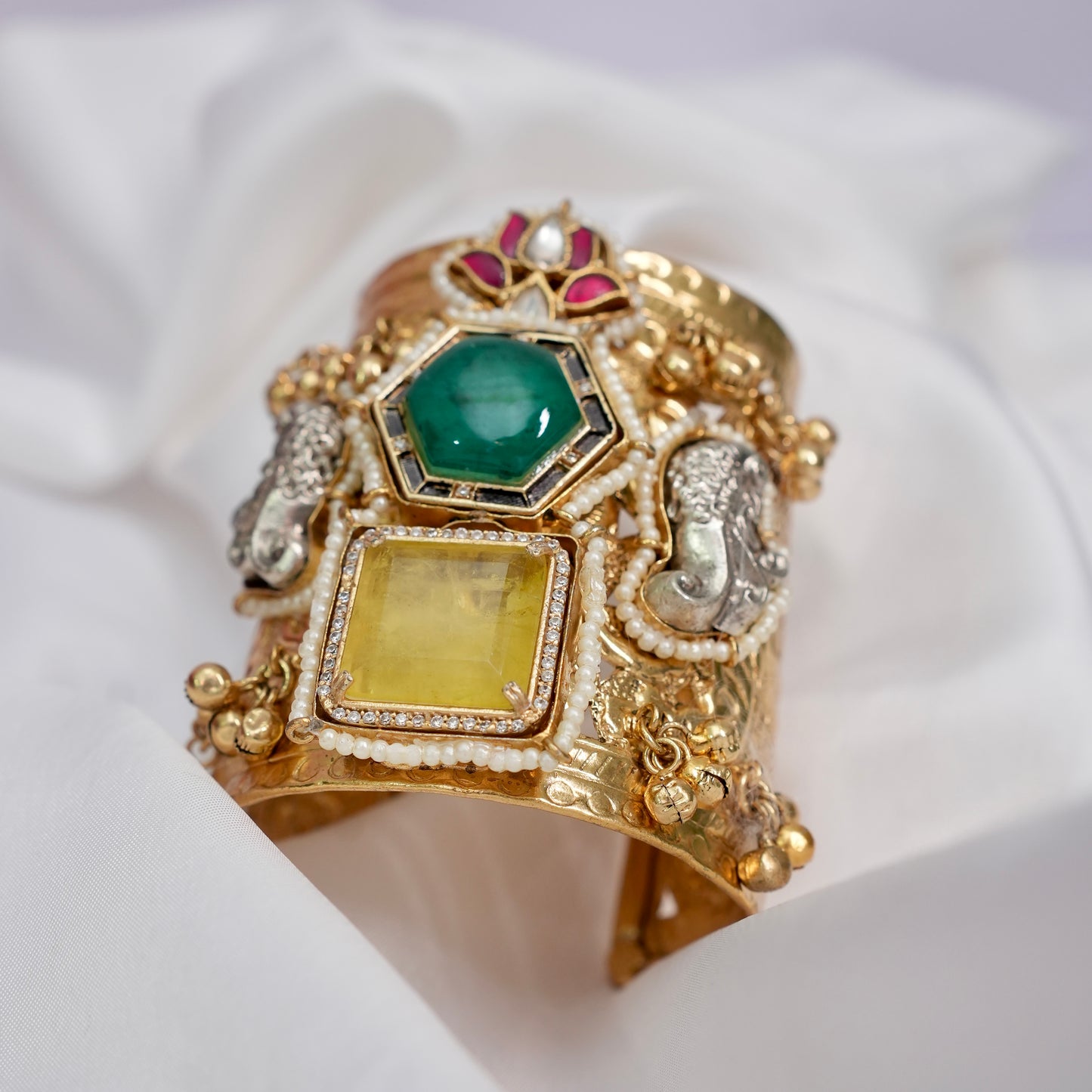 Sahiba Fushion Gold Plated Bracelet Cuff