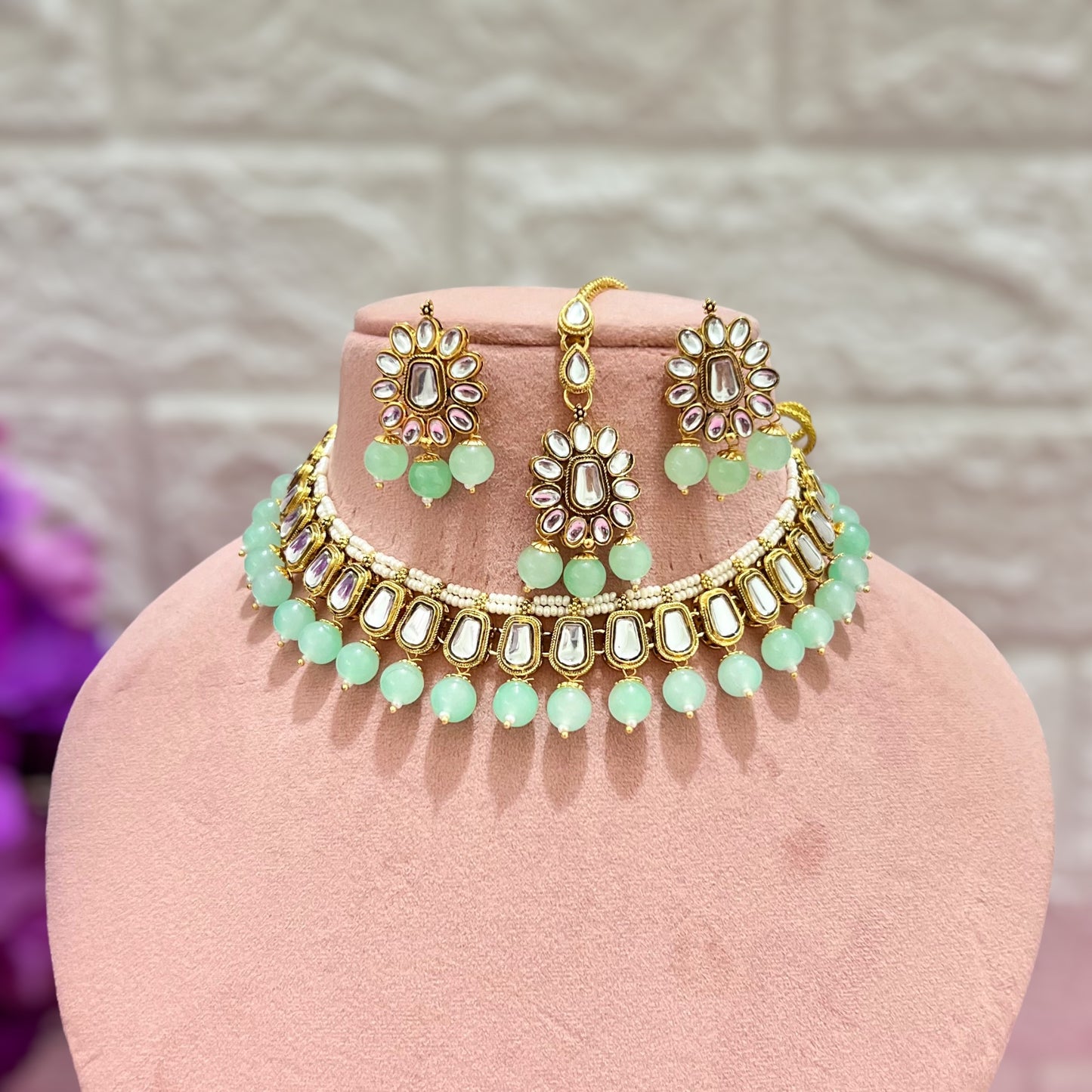 Anjali Kundan Jewellery Sets with Maangtikka
