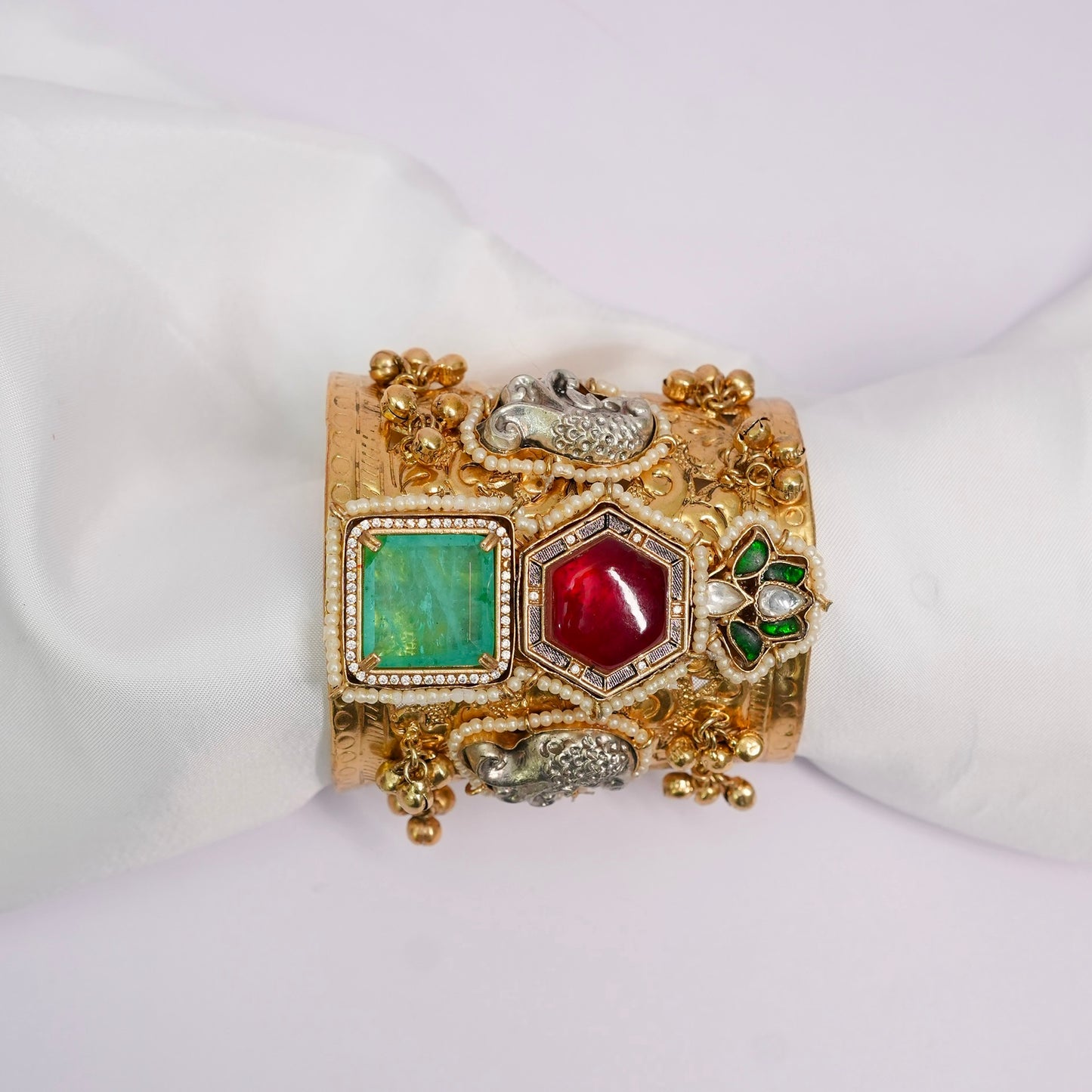 Sahiba Fushion Gold Plated Bracelet Cuff