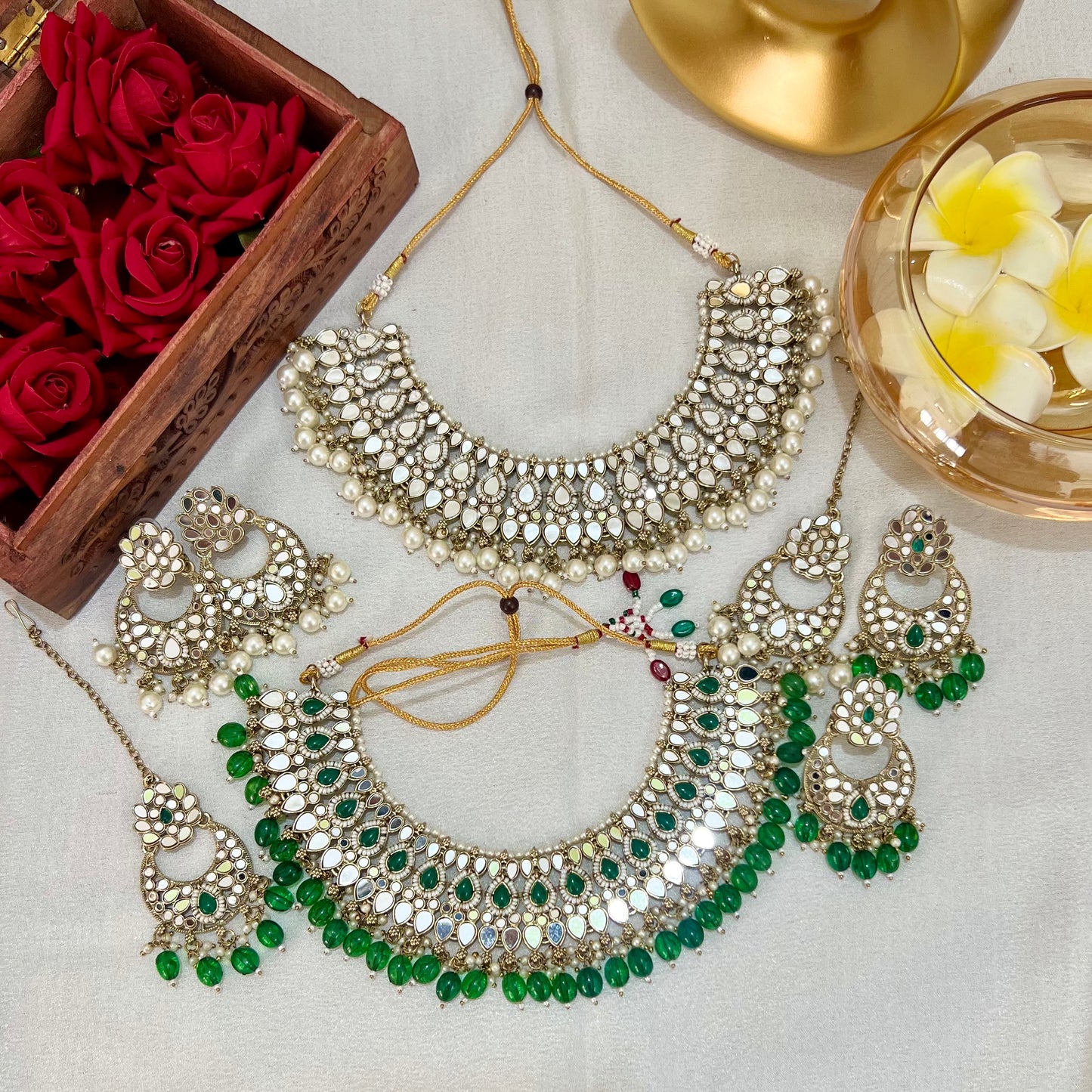 Apoorva Mirror Jewellery Set