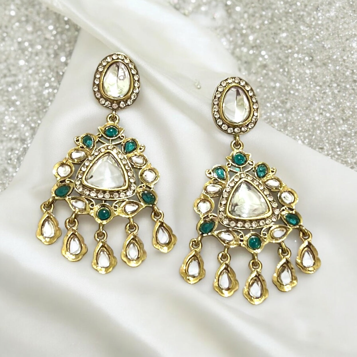 Aarya Kundan Earrings