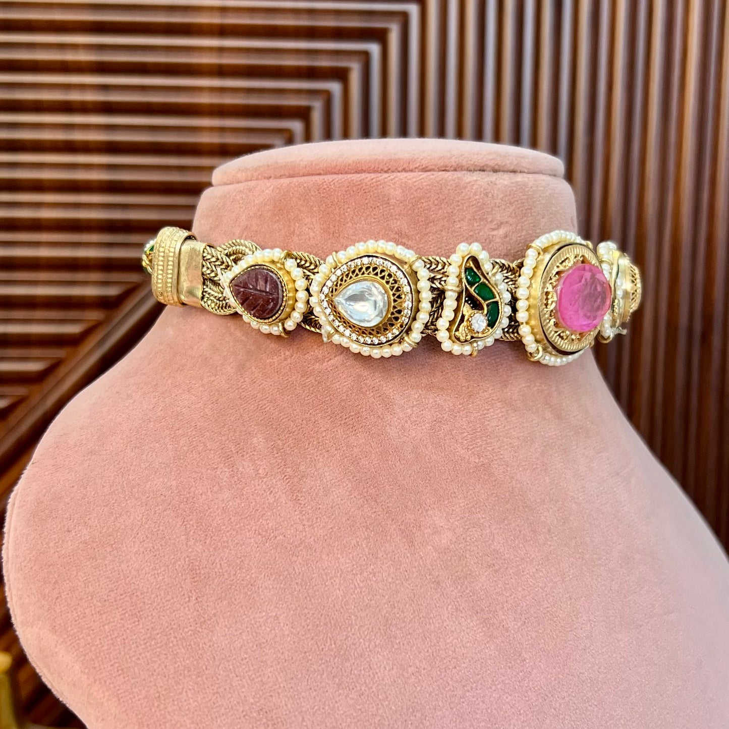 Ranjhna Gold Plated Fusion Choker