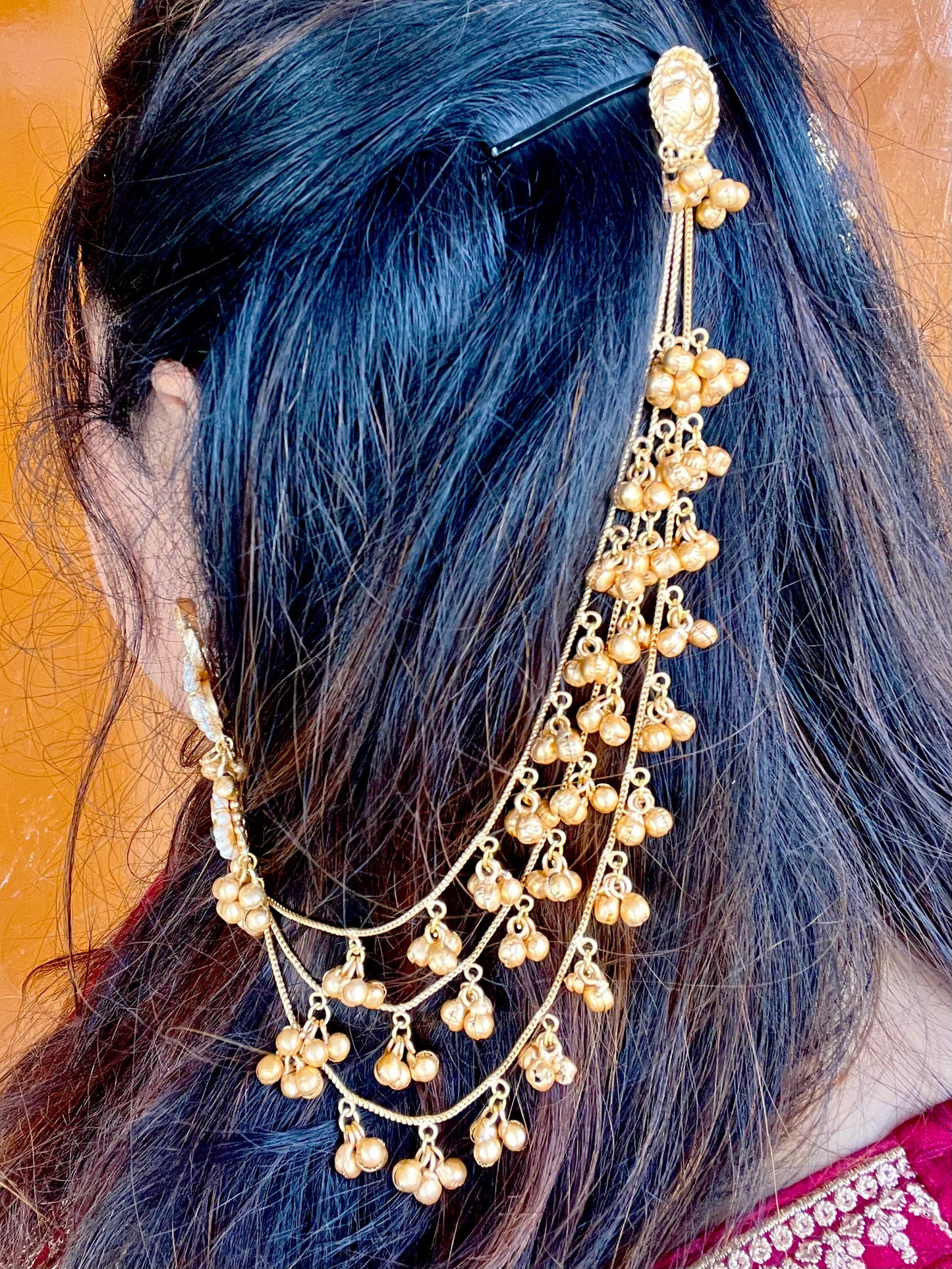 Survi Kaanchain Shahara Earrings
