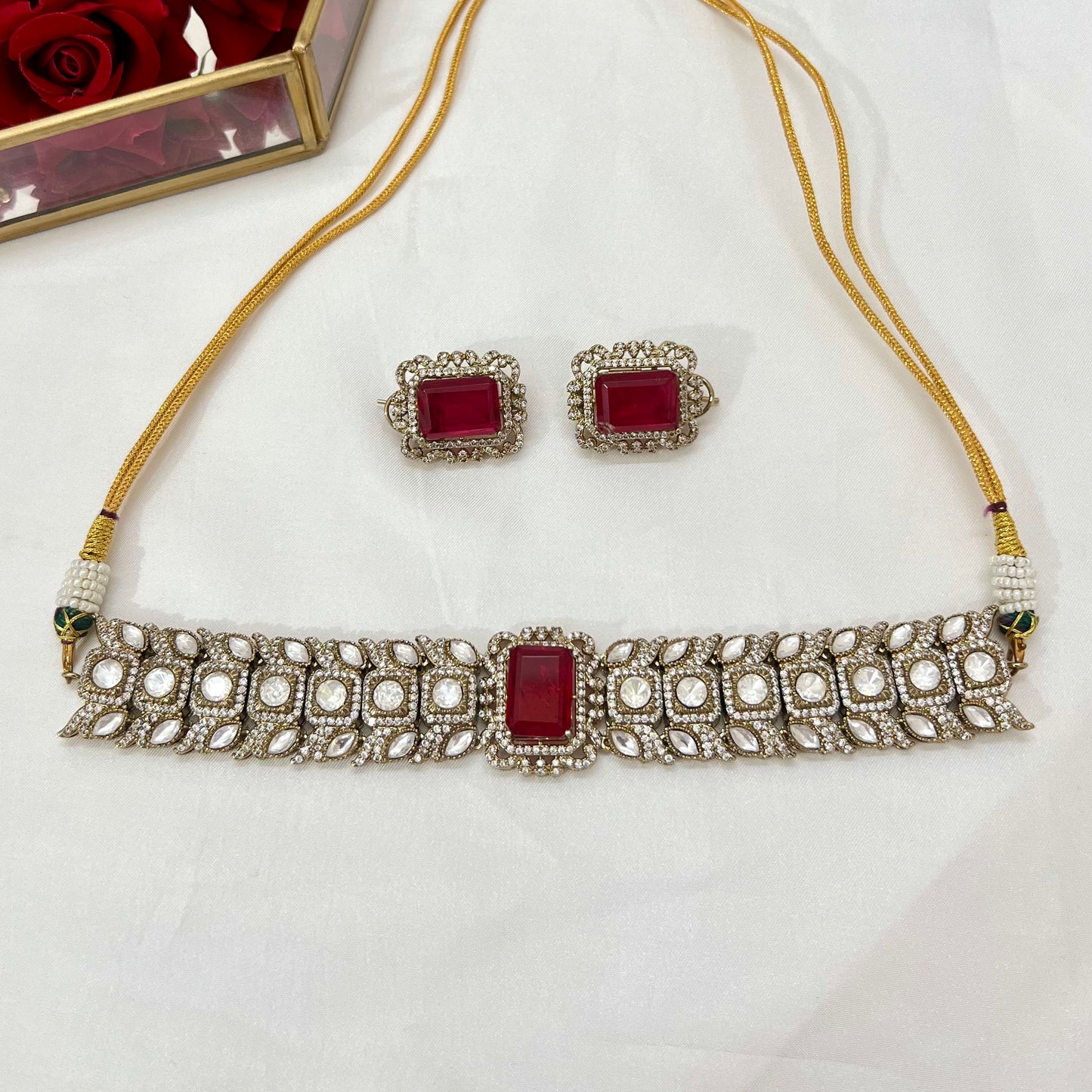 Naira Moissanite studded Kundan Choker Jewellery set