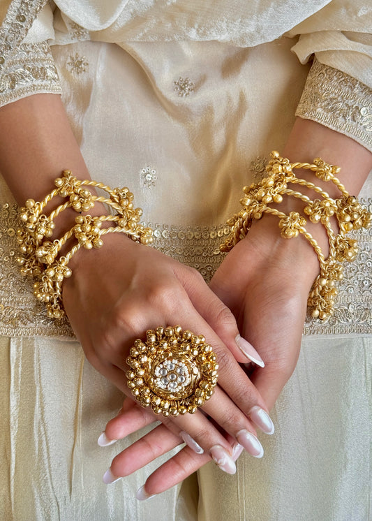 Ranisaa Grungroo Finger Ring