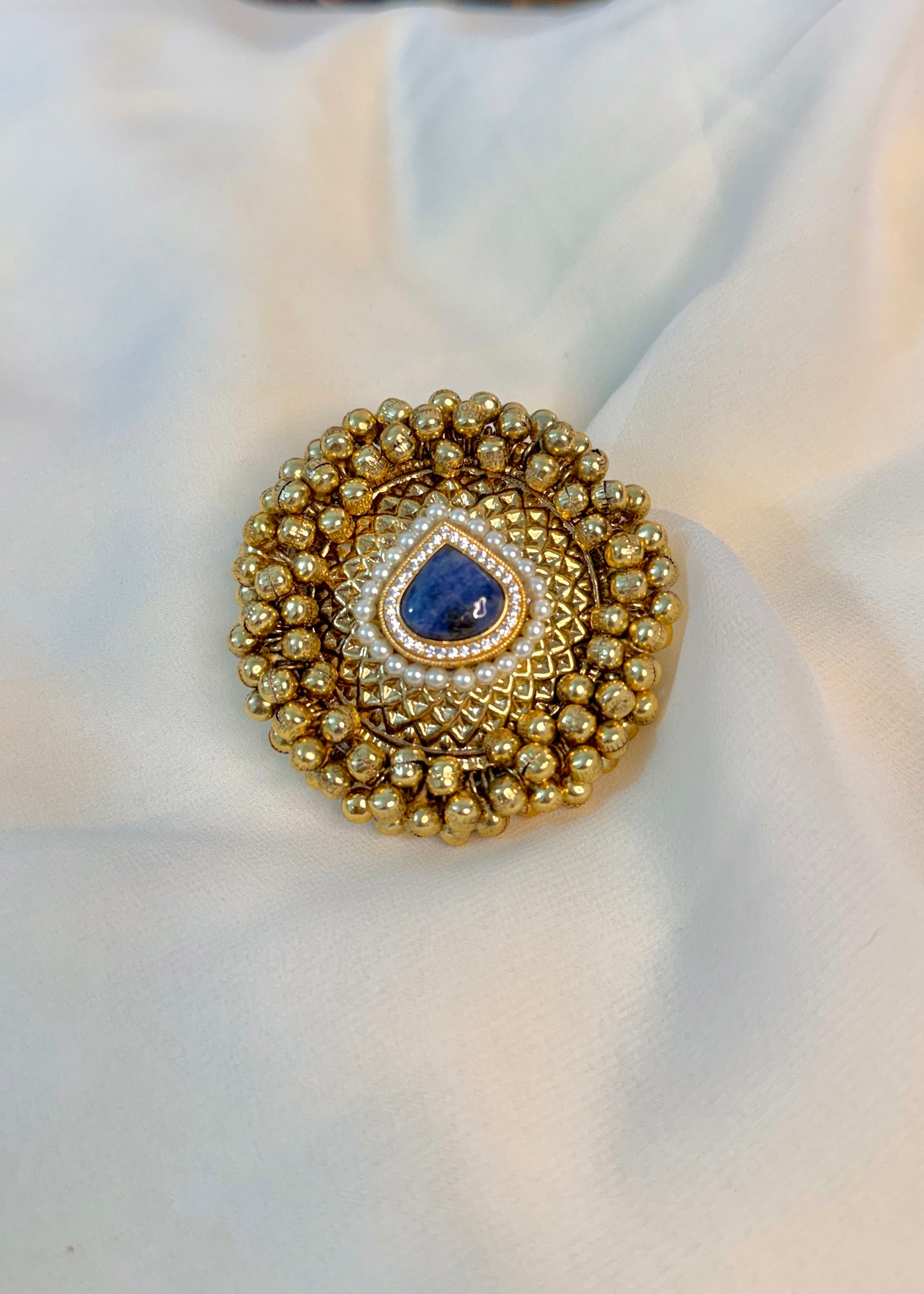 Leela Grungroo Finger Ring