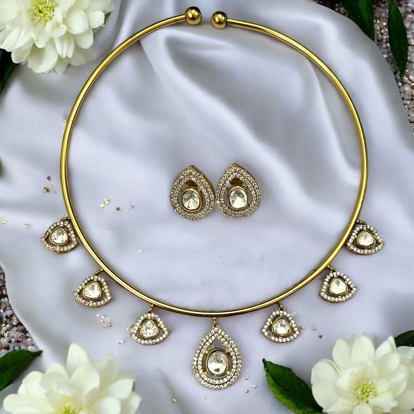 Ivory Gold Plated Hasli Jewellery set