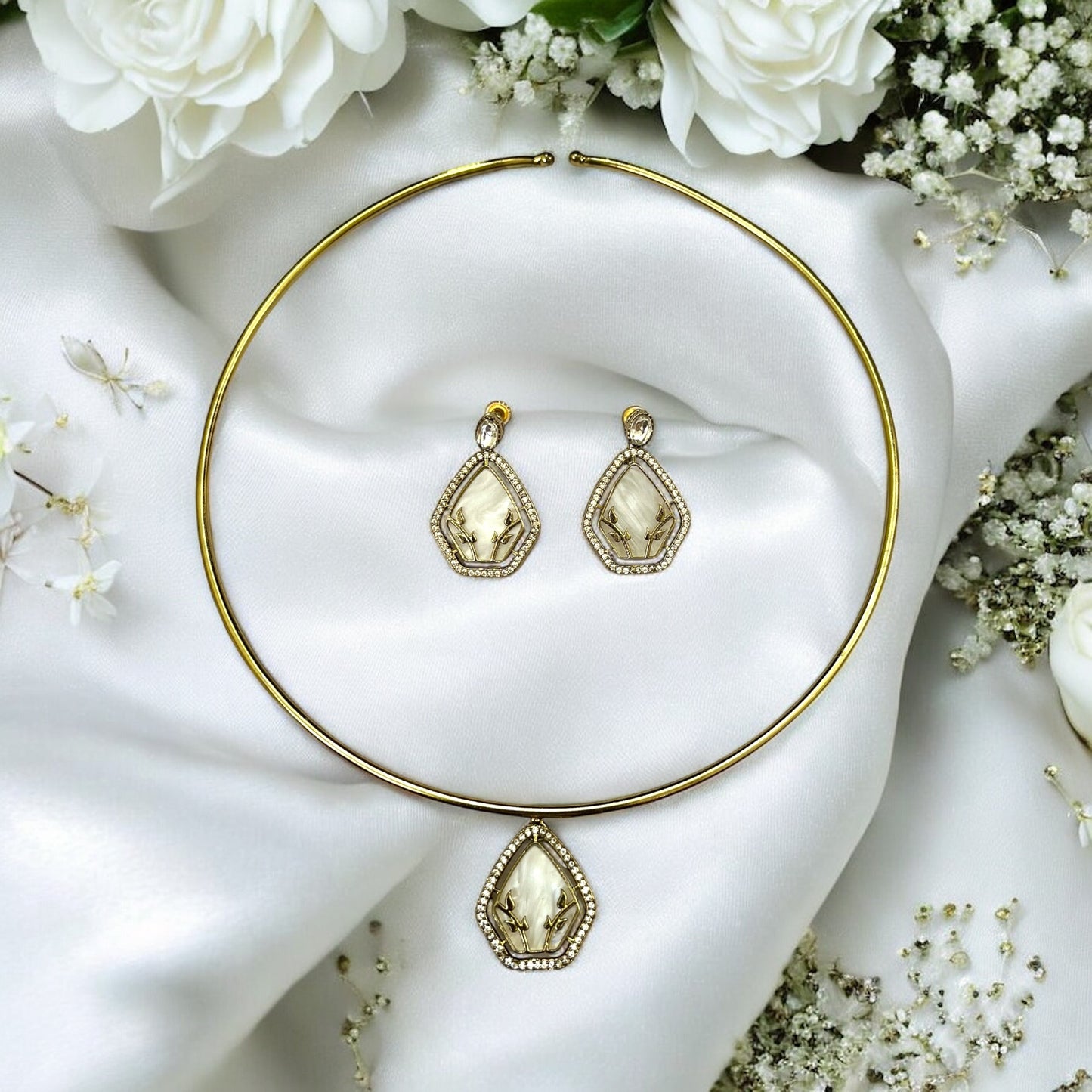 Rohini Gold Plated Hasli Jewellery set