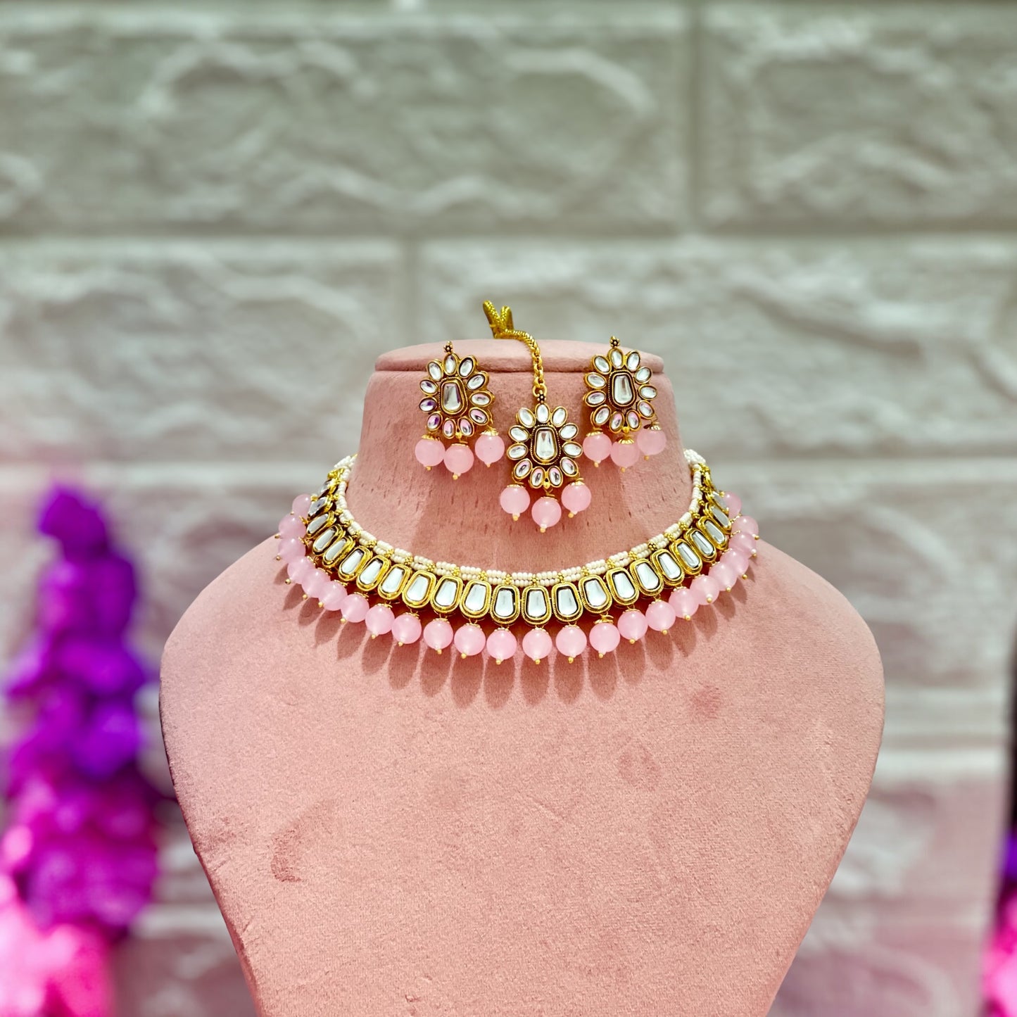 Anjali Kundan Jewellery Sets with Maangtikka