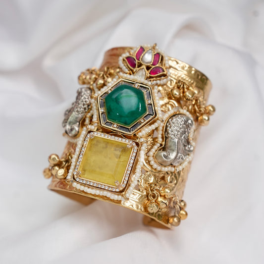 Sahiba Fushion Gold Plated Bracelet Cuff