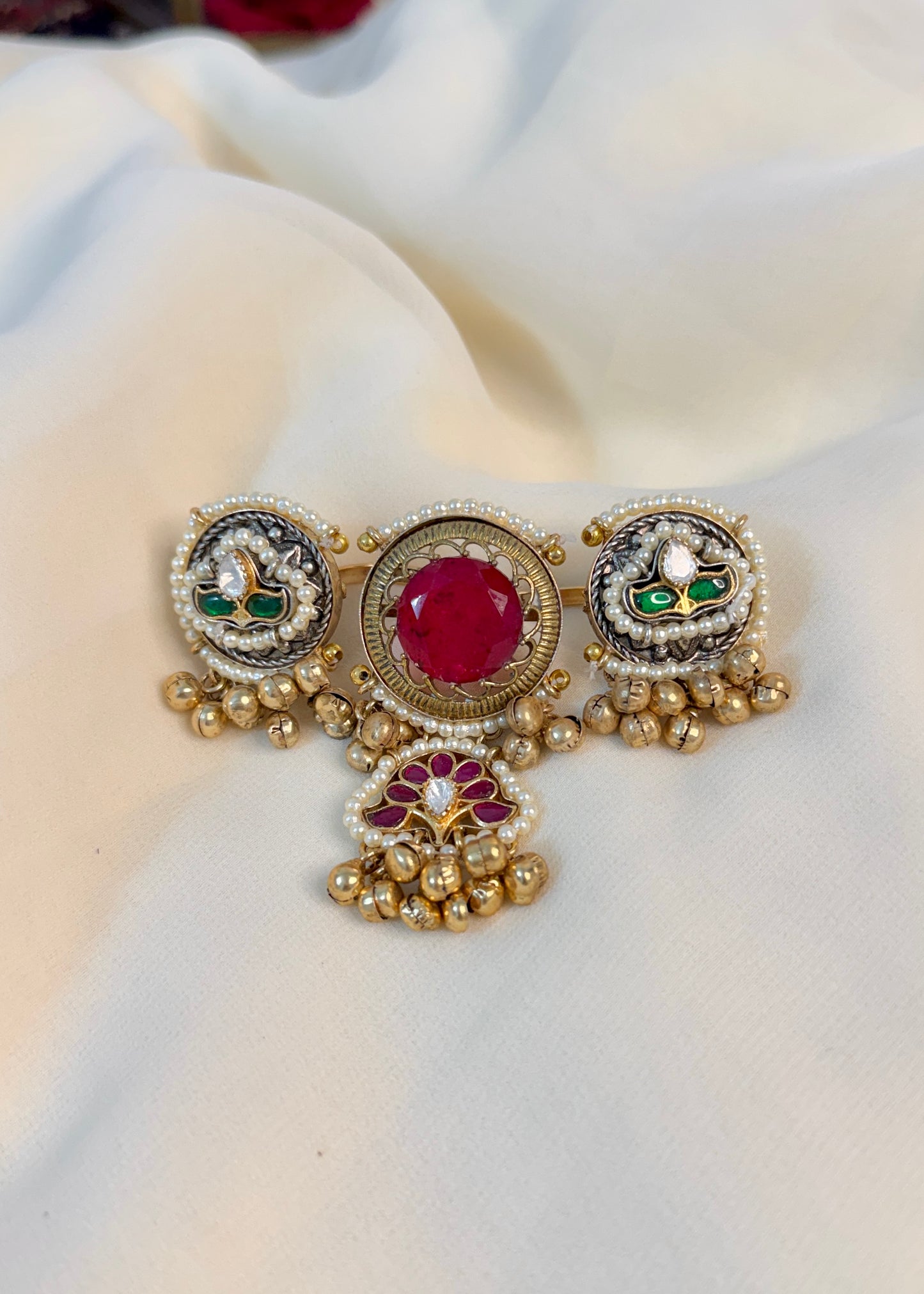 Umraoo Jaan Grungroo Ring