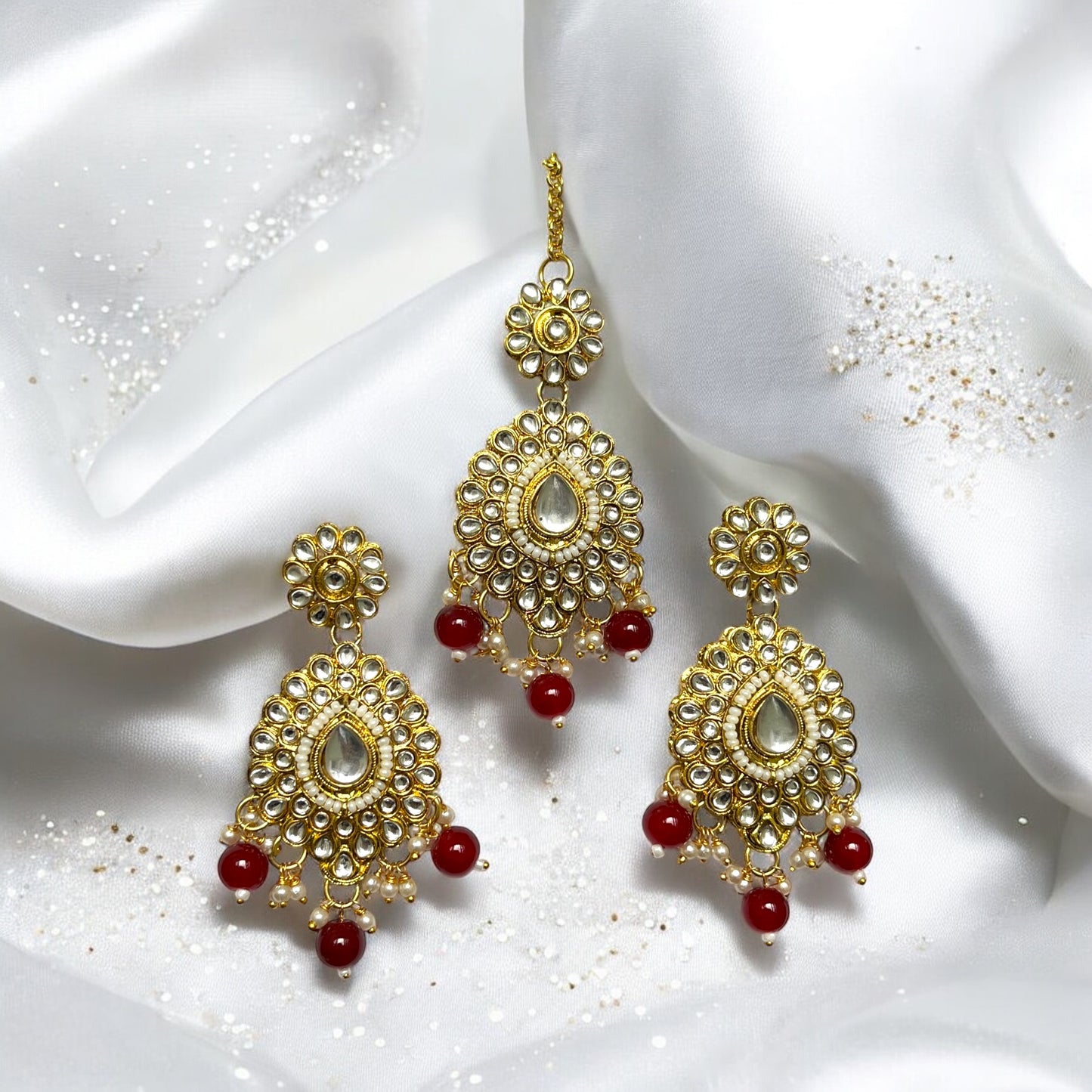 Red Kanika Kundan Jewellery Sets