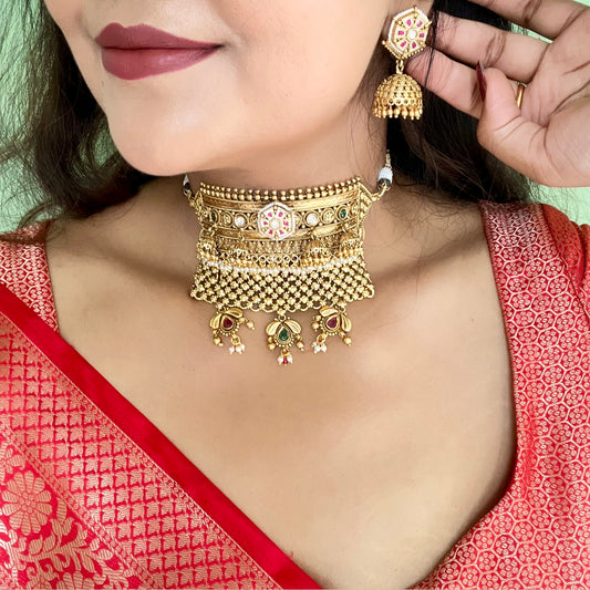 Padmaja Gold Plated Rajwadi kundan Choker Jewellery set