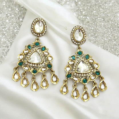Aarya Kundan Earrings