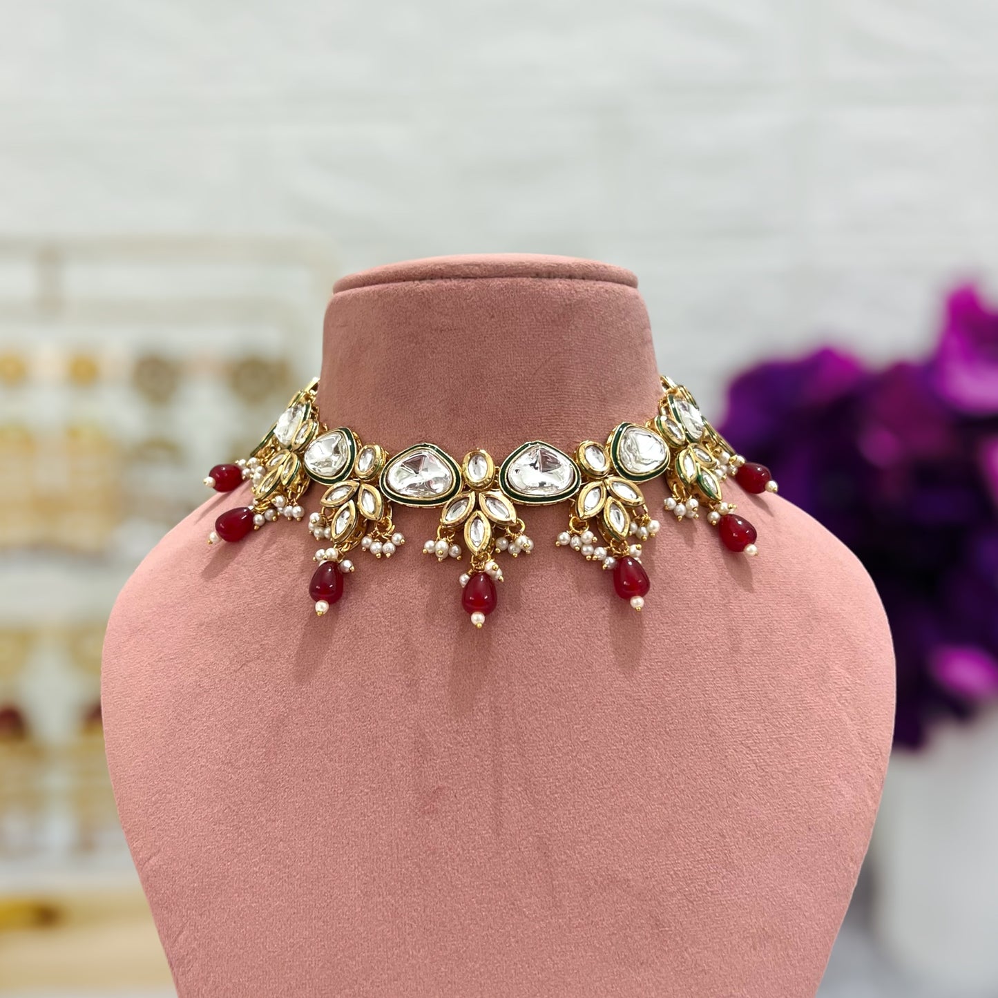 Red Naina Kundan Jewellery Sets