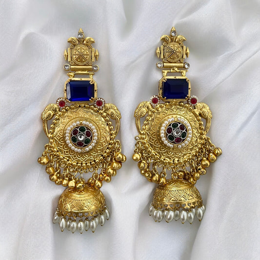 Aaranya Fushion Golden Jhumkis