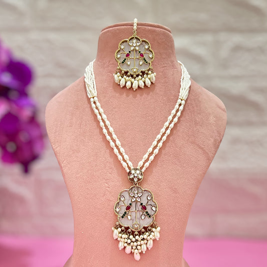 Shree Jewellery Set with Maangtikka