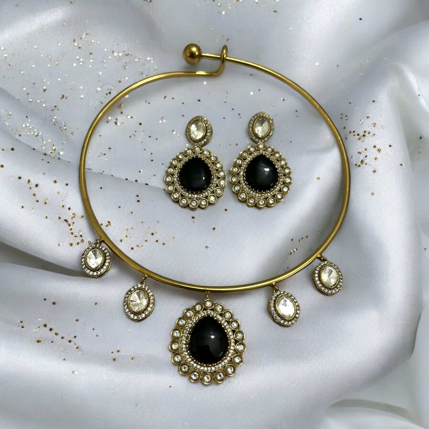 Isha Gold Plated Hasli Jewellery set