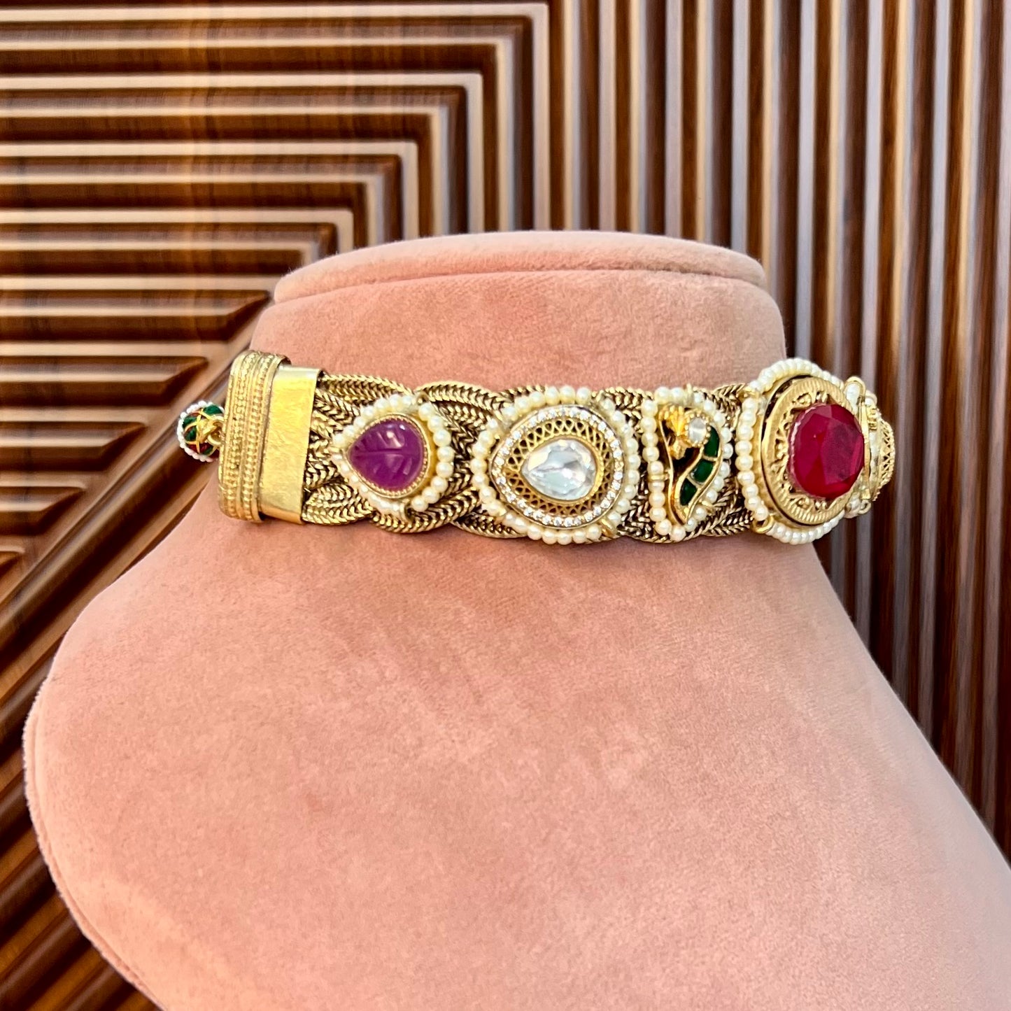 Ranjhna Gold Plated Fusion Choker