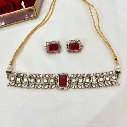 Naira Moissanite studded Kundan Choker Jewellery set