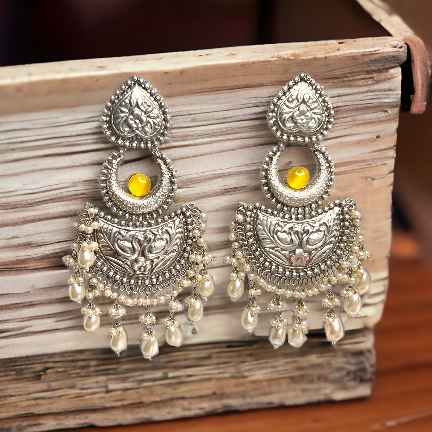 Isha Silver Chandbalies