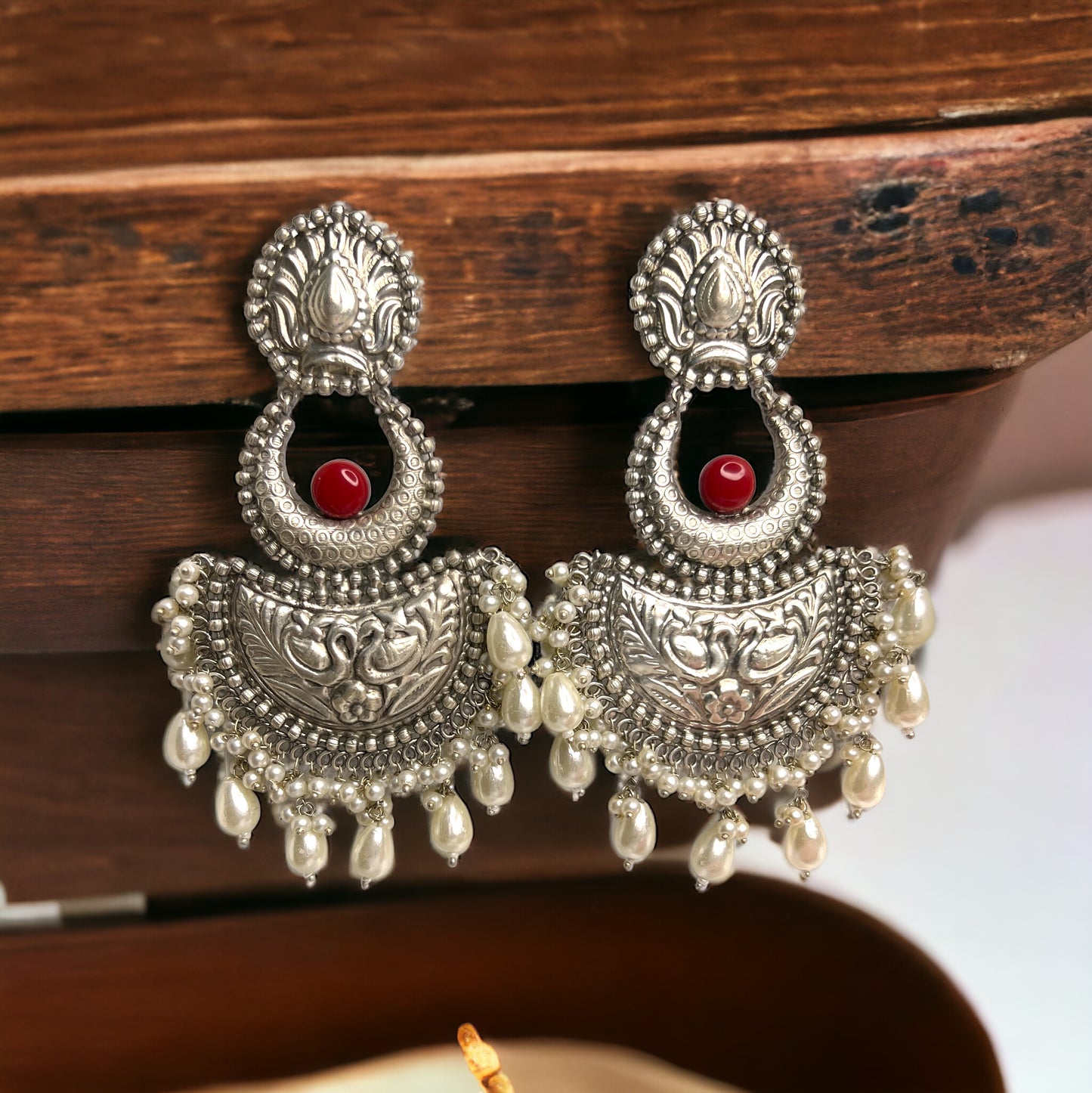 Isha Silver Chandbalies