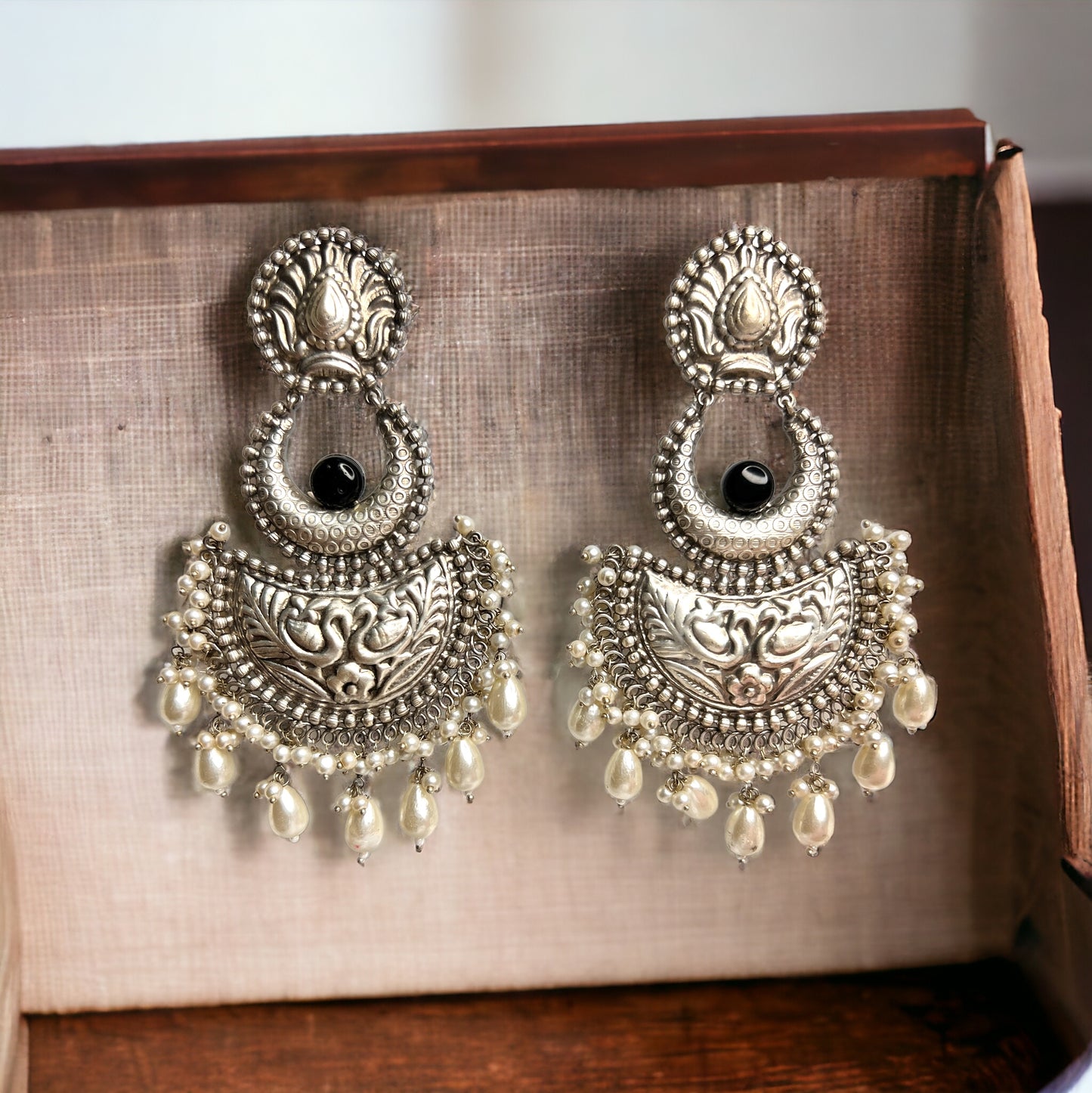 Isha Silver Chandbalies